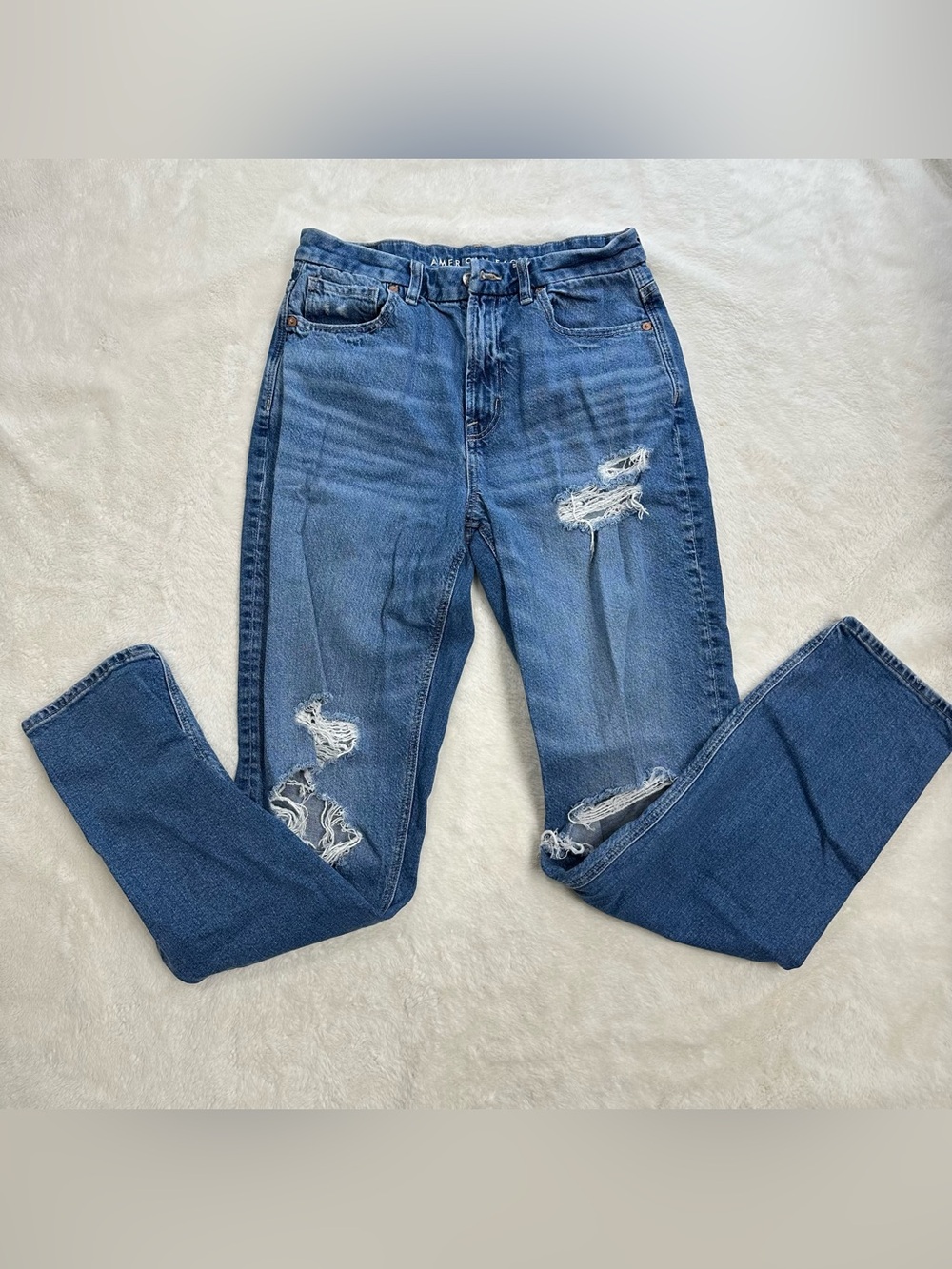American Eagle Curvy Mom Jeans Size 8 X-Long Distressed Blue High Waisted